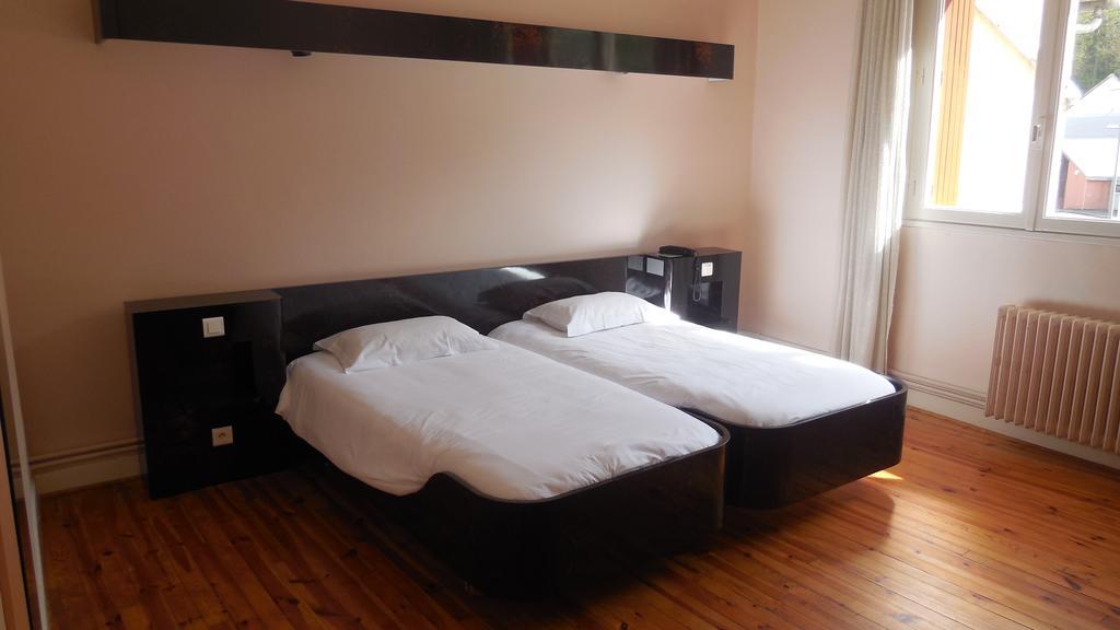 Logis Hotel Restaurant Des Voyageurs Pont-de-Salars Room photo